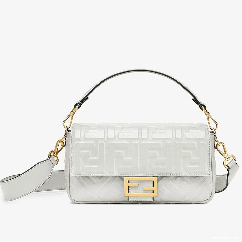 Cheap Motif Nappa White Leather Fendi Medium FF Baguette Bag In 0806
